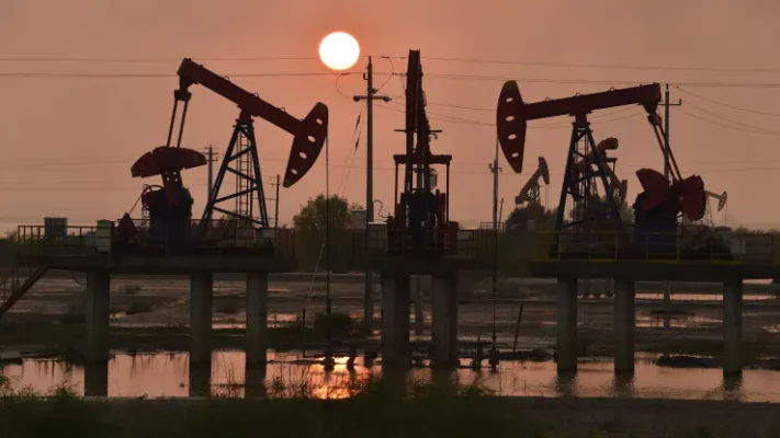 106952278-1633428481457-gettyimages-1235399520-China_Gaoyou_Oil_Field